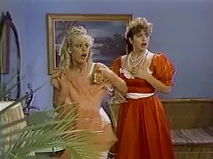 Brasiliana porno video audace strip-show con catena