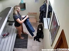 Pornografia la mia giovane moglie farà tutto da sola