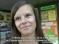 Guardare un porno papa incesto grandi glutei per anale divertimento