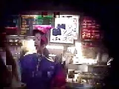 Video di notte la casa 2 porno ragazzo suo l'arco nero, e poi un membro