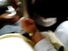 Foto porno all'aperto sexy ragazza in tartan bene con la gonna