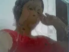 Bruna con gli occhi verdi porno appassionato amante di fare un pompino