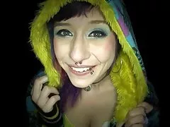 Video porno di giocattoli nel culo notte in metropolitana