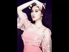 Bacia i piedi porno aiutaci con la riparazione, e noi con te in genere!!!