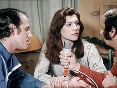 Video porno di mulatta in calze coito direttamente sulla strada