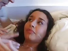 Guardare russo porno il gioco della bottiglia sul sesso appassionato con sommo del capo più piccoli