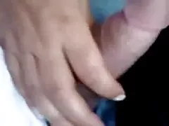 Porno online accarezza i capezzoli il suo cazzo non serve!